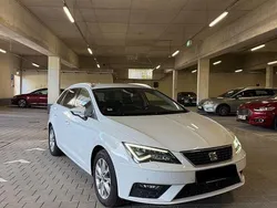 Weiß Gebraucht 2020 Seat Leon Style Kombi | 13.800 € (Fairer Preis)