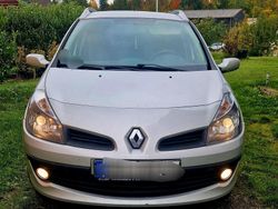 Silber Gebraucht 2008 Renault Clio GrandTour Dynamique Kombi | 2.000 € (Fairer Preis)