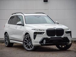 Weiß Neu 2025 BMW X7 Sport Line SUV | 123.641 € (Teuer)