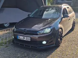 Braun Gebraucht 2010 VW Golf VI Highline Kombi | 9.900 €