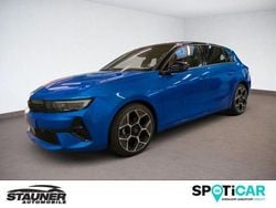 Blau Gebraucht 2024 Opel Astra Ultimate Limousine | 22.980 € (Guter Preis)