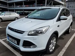 Weiß Gebraucht 2016 Ford Kuga Titanium SUV | 10.200 € (Guter Preis)