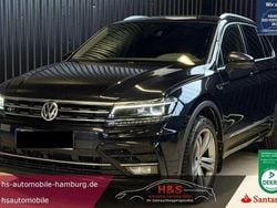 Deep black perleffekt Gebraucht 2019 VW Tiguan R-line SUV | 25.850 € (Fairer Preis)