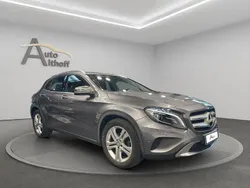 Grau Gebraucht 2015 Mercedes GLA200 Urban SUV | 14.999 € (Fairer Preis)