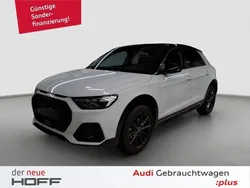Gletscherweiß metallic Gebraucht 2024 Audi A1 Basis Kleinwagen | 27.875 € (Teuer)