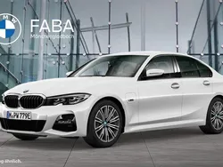 Weiß Gebraucht 2022 BMW 330e M Sport Limousine | 33.990 € (Guter Preis)