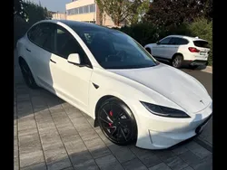 Weiß Gebraucht 2024 Tesla Model 3 Performance Limousine | 50.000 € (Teuer)