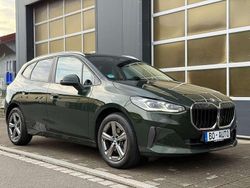 San remo green metallic Gebraucht 2024 BMW 218 Active Tourer Van / Kleinbus | 30.900 € (Guter Preis)