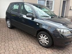 Schwarz Gebraucht 2006 Mazda 2 Kleinwagen | 1.000 €