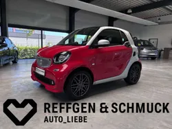 Bodypanels in red Gebraucht 2017 Smart ForTwo Coupé Brabus Kleinwagen | 13.950 € (Fairer Preis)
