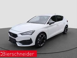 Weiss Gebraucht 2023 Cupra Leon Limousine | 23.490 € (Guter Preis)