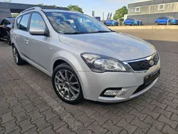 Silber Gebraucht 2010 Kia Ceed 2 Kombi | 4.200 € (Guter Preis)