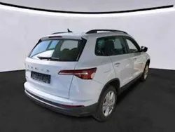 Weiß Gebraucht 2022 Skoda Karoq Ambition SUV | 22.670 € (Superpreis)