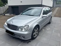 Silber Gebraucht 2005 Mercedes C200 Avantgarde Kombi | 3.000 € (Guter Preis)