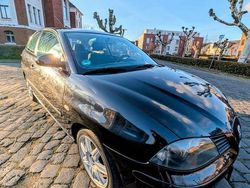 Schwarz Gebraucht 2005 Seat Ibiza Sport Limousine | 1.400 € (Fairer Preis)
