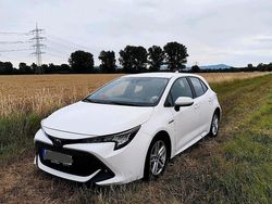 Weiß Gebraucht 2020 Toyota Corolla Business Edition Limousine | 17.490 € (Teuer)