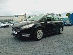 Schwarz Gebraucht 2017 Ford Galaxy Van / Kleinbus | 13.980 € (Guter Preis)