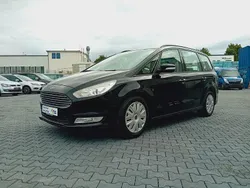 Schwarz Gebraucht 2017 Ford Galaxy Van / Kleinbus | 14.380 € (Fairer Preis)