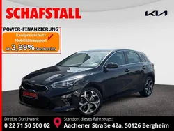 Schwarz ((1k) zilinaschwarz met.) Gebraucht 2022 Kia Ceed Spirit Limousine | 19.979 € (Guter Preis)