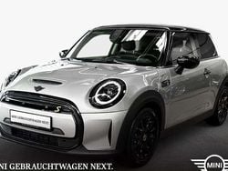 Silber Gebraucht 2023 Mini Cooper SE Classic Kleinwagen | 18.990 € (Guter Preis)