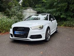 Weiß Gebraucht 2015 Audi S3 Ambiente Limousine | 20.500 € (Superpreis)
