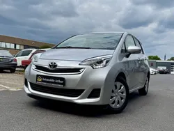 Silber Gebraucht 2015 Toyota Verso-S Life Van / Kleinbus | 7.000 € (Fairer Preis)
