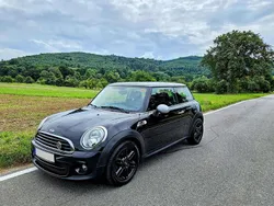 Schwarz Gebraucht 2013 Mini ONE Brick Lane Kleinwagen | 6.490 € (Etwas zu teuer)