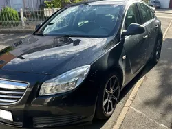Schwarz Gebraucht 2013 Opel Insignia Edition Limousine | 5.200 € (Fairer Preis)