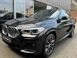 Black sapphire metallic (metallic) Gebraucht 2021 BMW X6 Sport Line SUV | 52.360 €