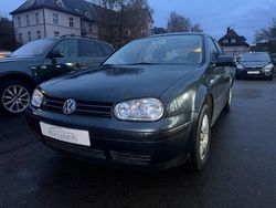 Grau Gebraucht 2002 VW Golf IV Limousine | 2.950 € (Teuer)