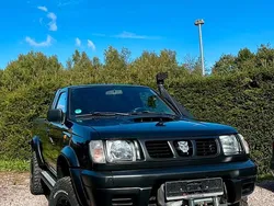 Schwarz Gebraucht 1999 Nissan Navara Abholung | 10.990 €
