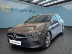 Grau Gebraucht 2019 Mercedes A220 Limousine | 23.649 € (Fairer Preis)