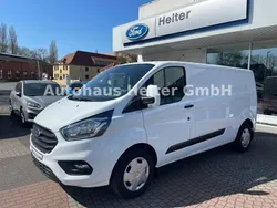 Weiß Gebraucht 2023 Ford Transit Custom Trend Van / Kleinbus | 27.950 € (Fairer Preis)