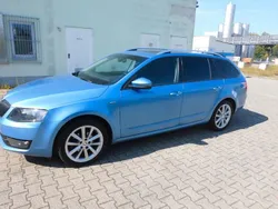 Blau Gebraucht 2016 Skoda Octavia Joy Limousine | 8.500 € (Fairer Preis)