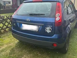 Blau Gebraucht 2006 Ford Fiesta Kleinwagen | 1.900 € (Fairer Preis)