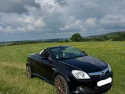 Schwarz Gebraucht 2008 Opel Tigra Cabrio | 1.900 € (Superpreis)