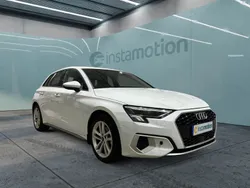 Weiß Gebraucht 2023 Audi A3 Sportback Advanced Limousine | 27.100 € (Superpreis)