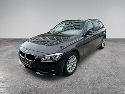 Schwarz Gebraucht 2018 BMW 320 Advantage Kombi | 15.890 € (Guter Preis)