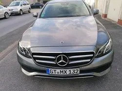 Grau Gebraucht 2019 Mercedes E220 Limousine | 29.750 € (Guter Preis)