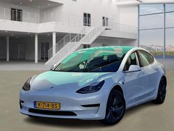 Weiß Gebraucht 2020 Tesla Model 3 Standard Range Limousine | 19.900 € (Superpreis)