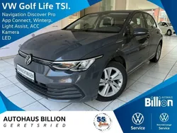 Grau Gebraucht 2021 VW Golf VIII Life Limousine | 18.490 € (Fairer Preis)
