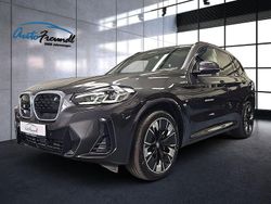 Grau Gebraucht 2023 BMW iX3 Shadowline SUV | 46.999 € (Fairer Preis)