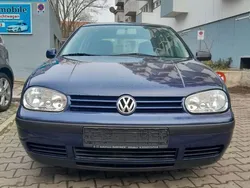 Blau Gebraucht 2000 VW Golf IV Comfortline Limousine | 3.660 € (Etwas zu teuer)