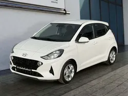 Weiß Gebraucht 2020 Hyundai i10 Trend Kleinwagen | 12.450 € (Fairer Preis)