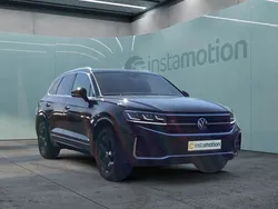 Schwarz Gebraucht 2024 VW Touareg R-line SUV | 63.200 € (Etwas zu teuer)