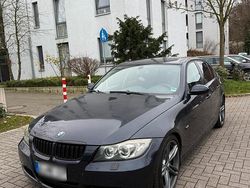 Blau Gebraucht 2006 BMW 320 Sport Line Limousine | 4.000 € (Teuer)