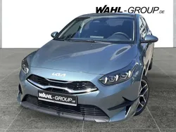 Grau Neu 2025 Kia Ceed Style Limousine | 21.990 € (Superpreis)
