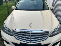 Beige Gebraucht 2016 Mercedes E200 Limousine | 5.300 € (Guter Preis)