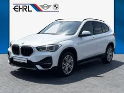 Weiß Gebraucht 2022 BMW X1 Advantage SUV | 27.499 € (Fairer Preis)