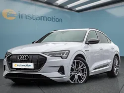 Weiß Gebraucht 2021 Audi e-tron S-Line SUV | 41.149 € (Etwas zu teuer)